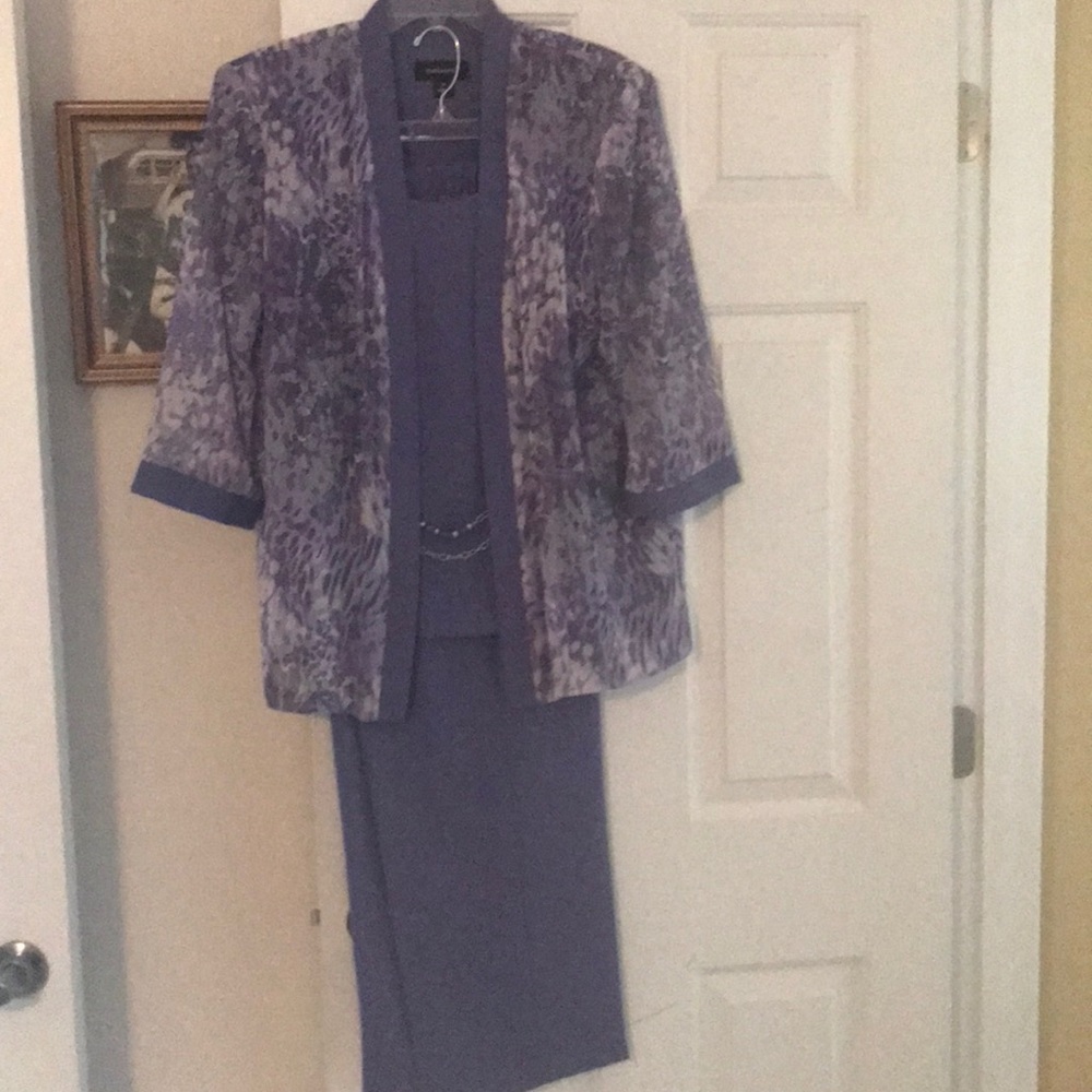 Ladies Dressy Pant Outfit